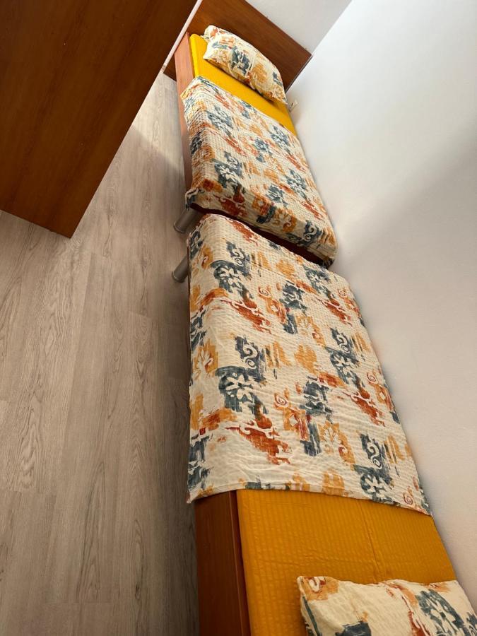 App 4 - 6 Persons Direct On The Seaside, 1St Floor Apartment Ljubac  Ngoại thất bức ảnh
