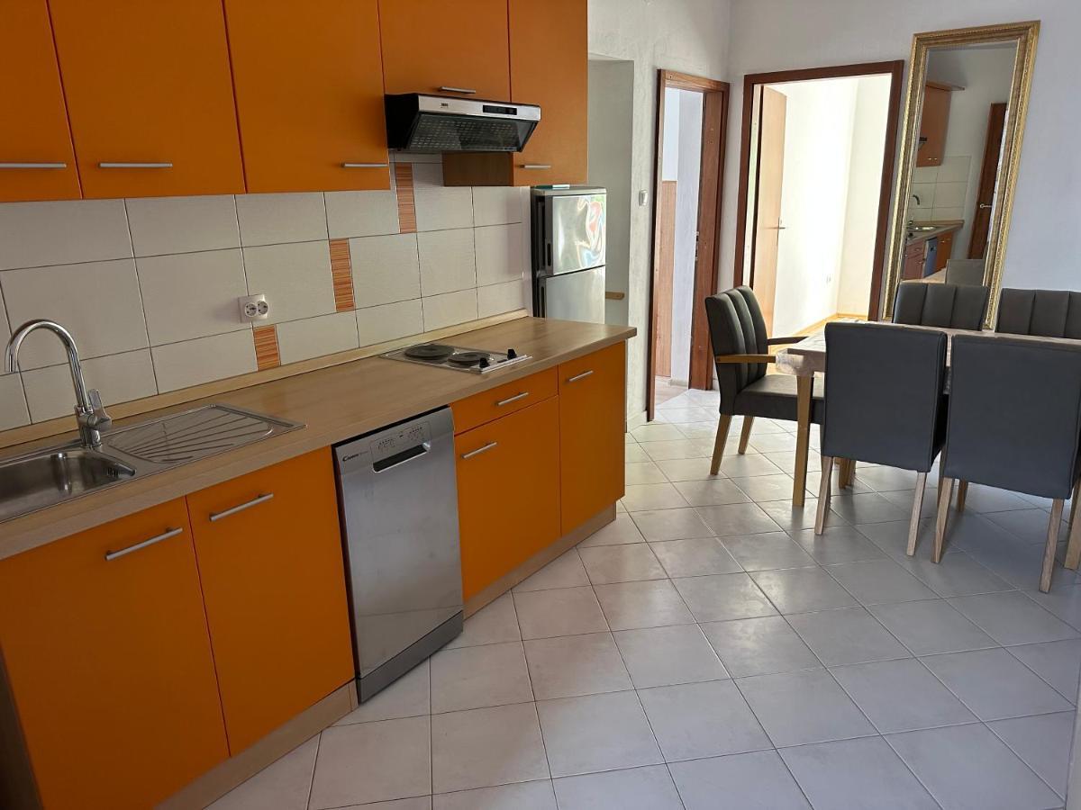 App 4 - 6 Persons Direct On The Seaside, 1St Floor Apartment Ljubac  Ngoại thất bức ảnh